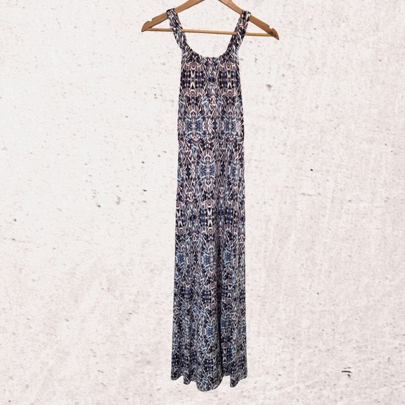 Elegant Blue Patterned Maxi Dress - Picture 1 of 4